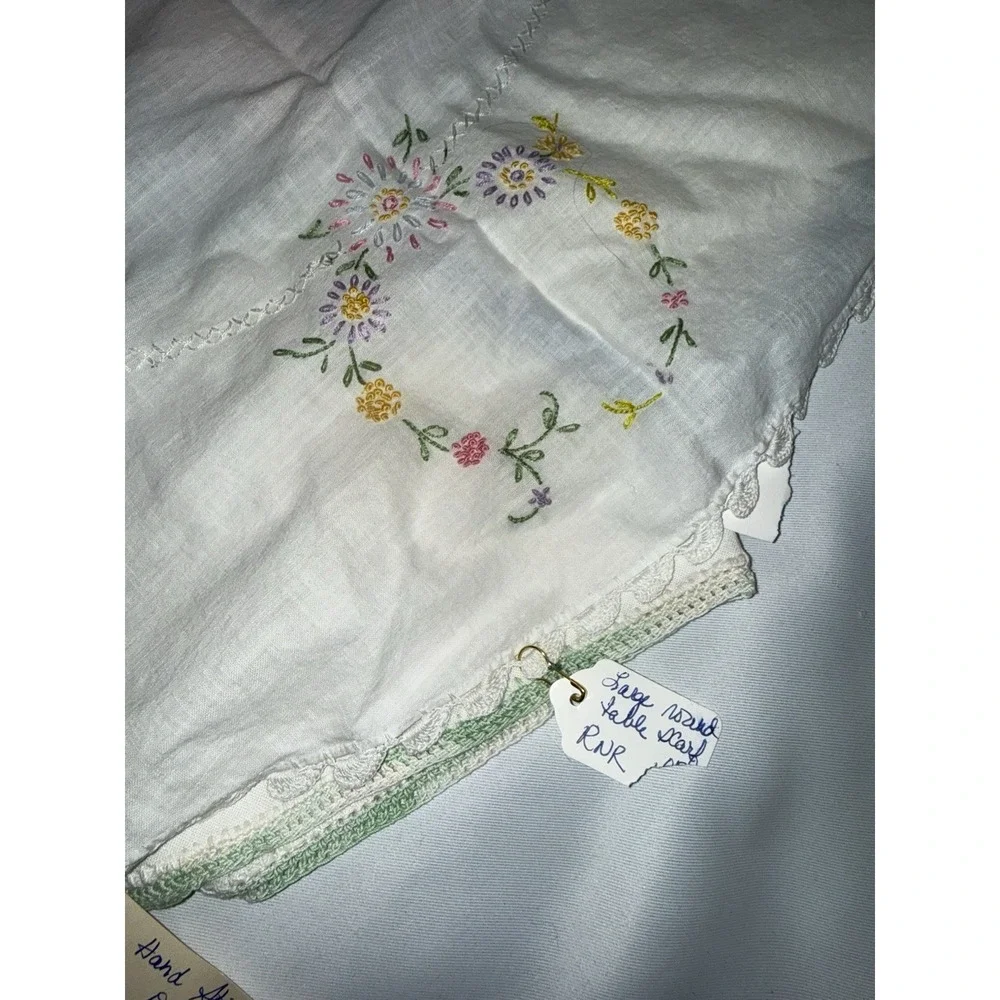 Vintage Estate Linen Lot, Crochet , Embroider, Napkins‎ , Table Cover Etc Granny